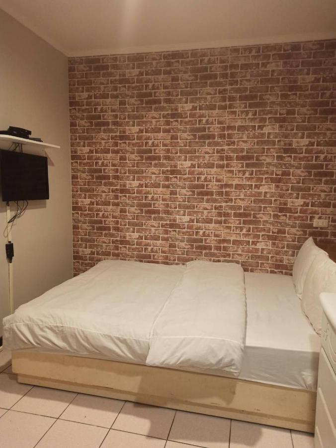 Hua Bin Hotel Yilan エクステリア 写真